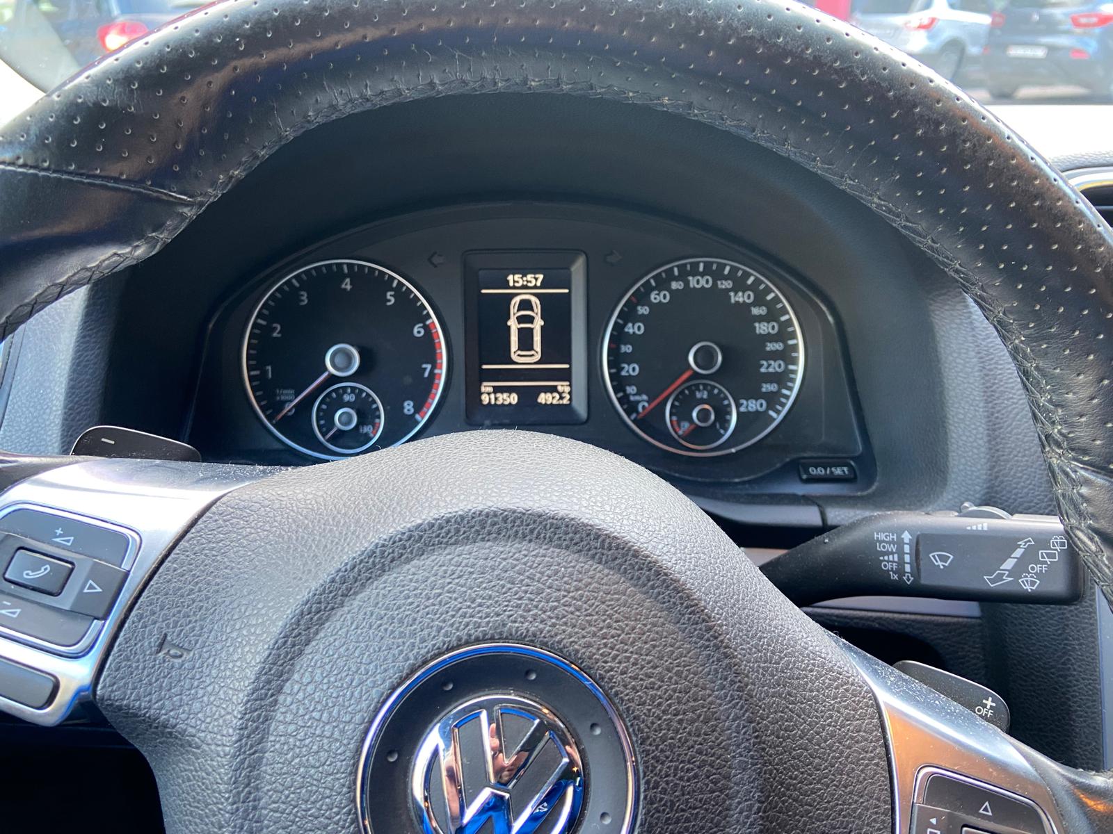 Compteur et volant du VW Scirocco